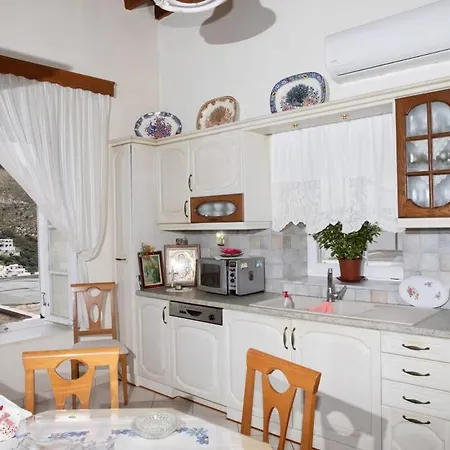 Neoclassical Splendor Unique Experience In Leros Panteli Exterior photo