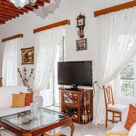 Neoclassical Splendor Unique Experience In Leros Panteli Exterior photo